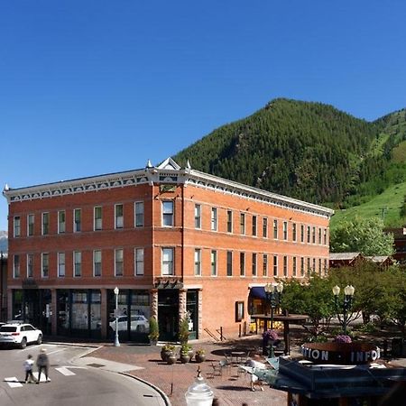 Independence Square 304, Stylish Hotel Room With Downtown Views & Great Location Aspen Exterior photo